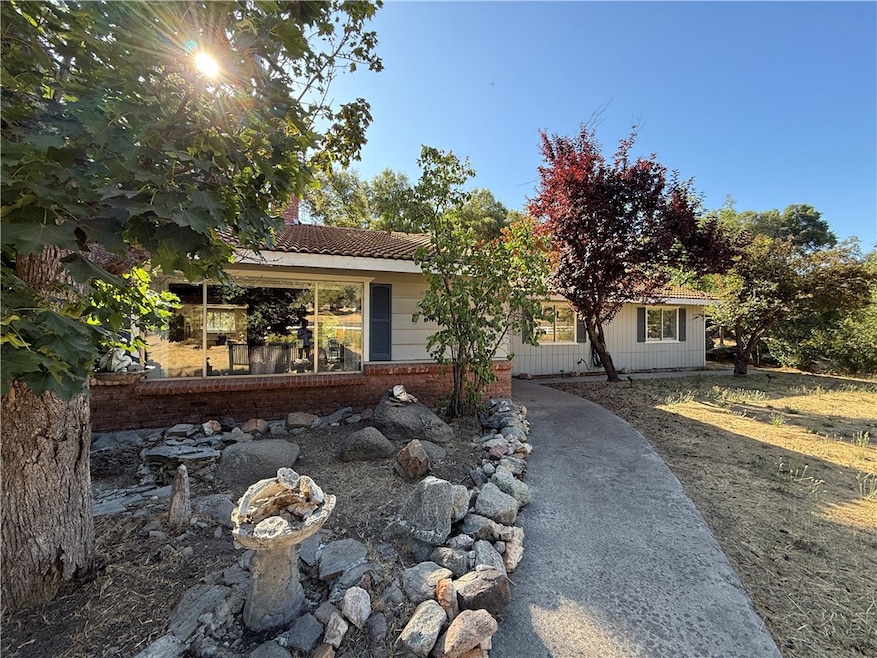 For Sale $450,000 • Co-Listing Agent