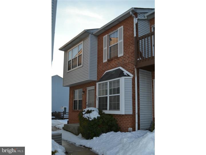 1030 Northridge Dr, Norristown, PA 19403 - photo 1