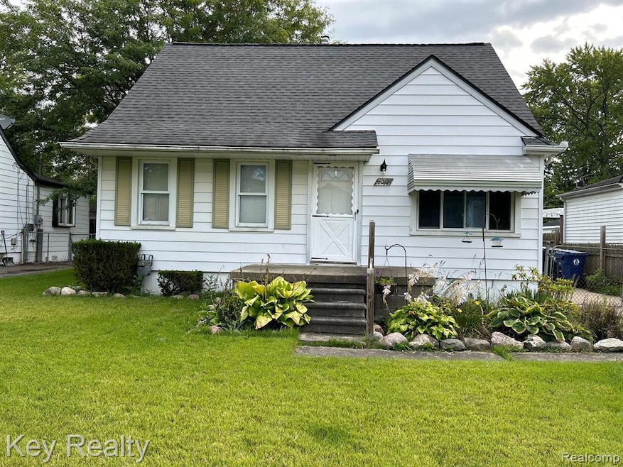 14364 Mercedes, Redford, MI 48239 - photo 1