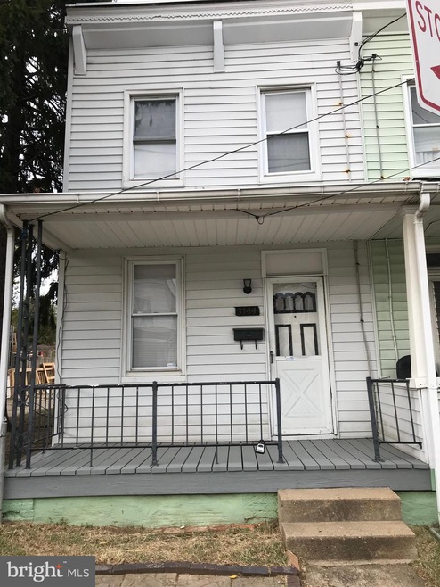 3144 Strickland St, Baltimore, MD 21229 - photo 1