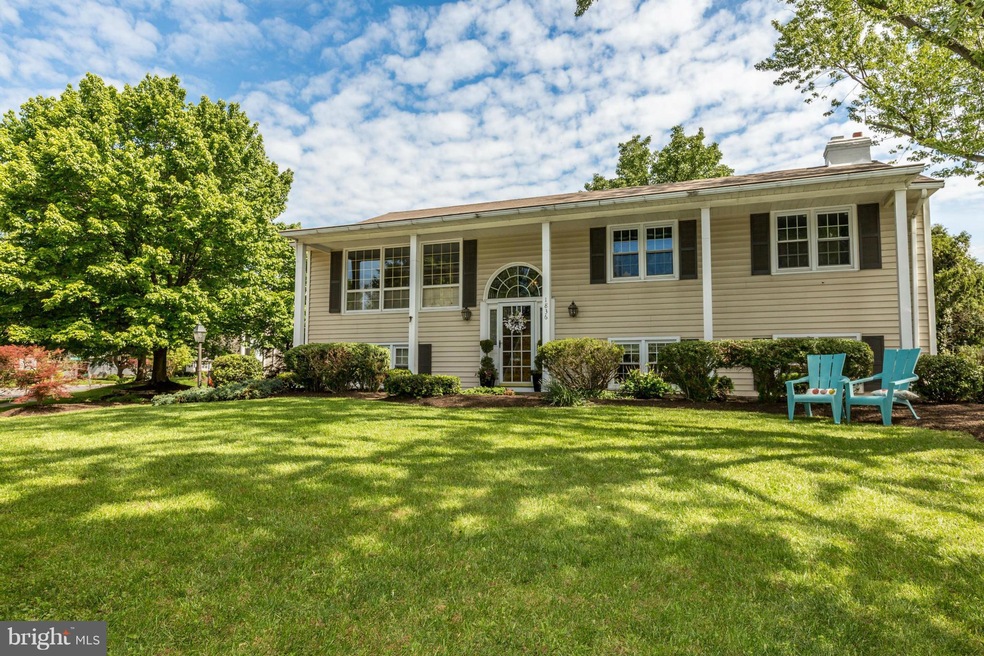 1836 Landrake Rd, Towson, MD 21204 - photo 1