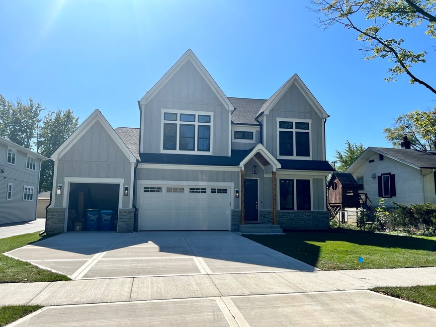 230 E Columbia Ave, Elmhurst, IL 60126 - photo 1