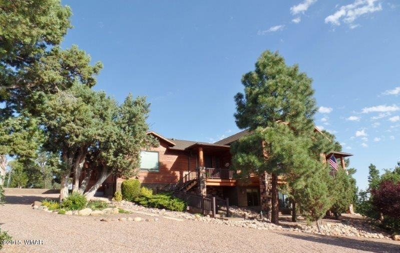 Exquisite Custom Home In Sierra Pines