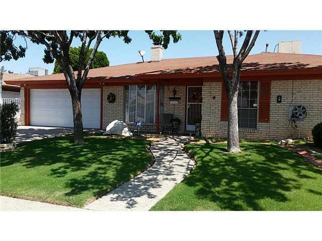 10557 Janway Dr, El Paso, TX 79925 - photo 1