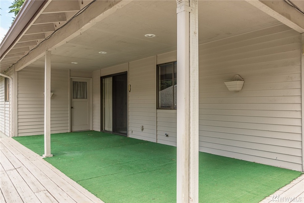 8720 51st St W, University Place, WA 98467 - photo 1