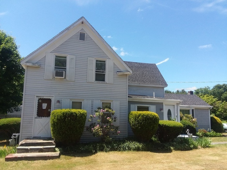 136 Center St, Carver, MA 02330 - photo 1