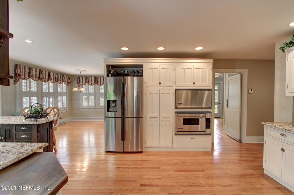 2919 Oak St, Jacksonville, FL 32205 - photo 1