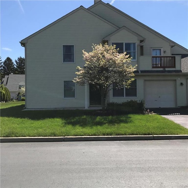 101 Lindfield Cir unit JJ101, Macungie, PA 18062 - photo 1