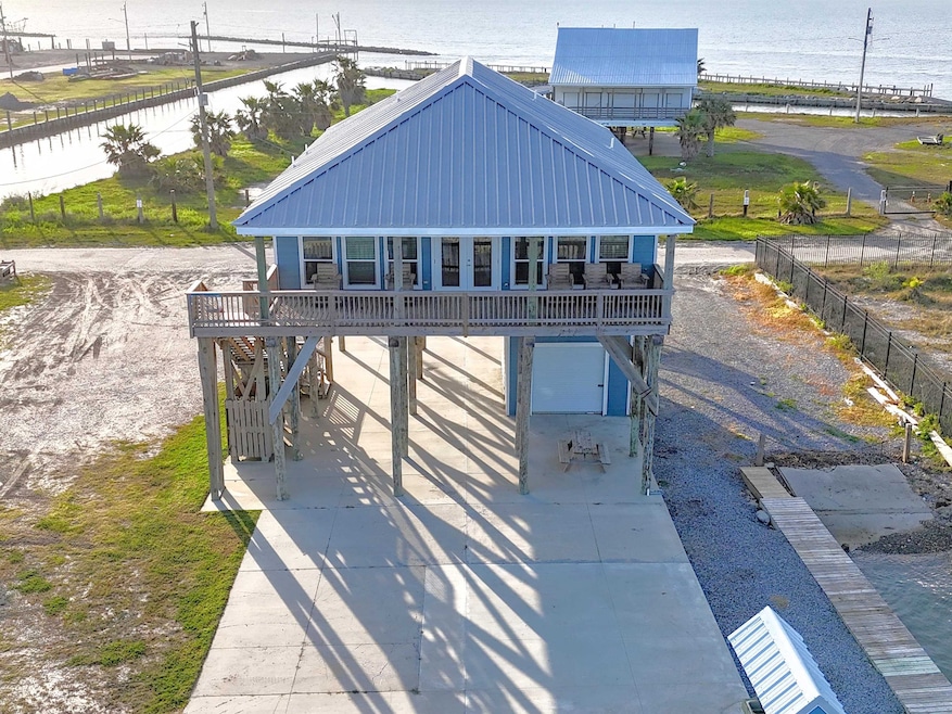 For Sale $949,000