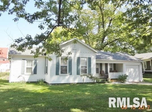 310 Pekin St, Lincoln, IL 62656 - photo 1