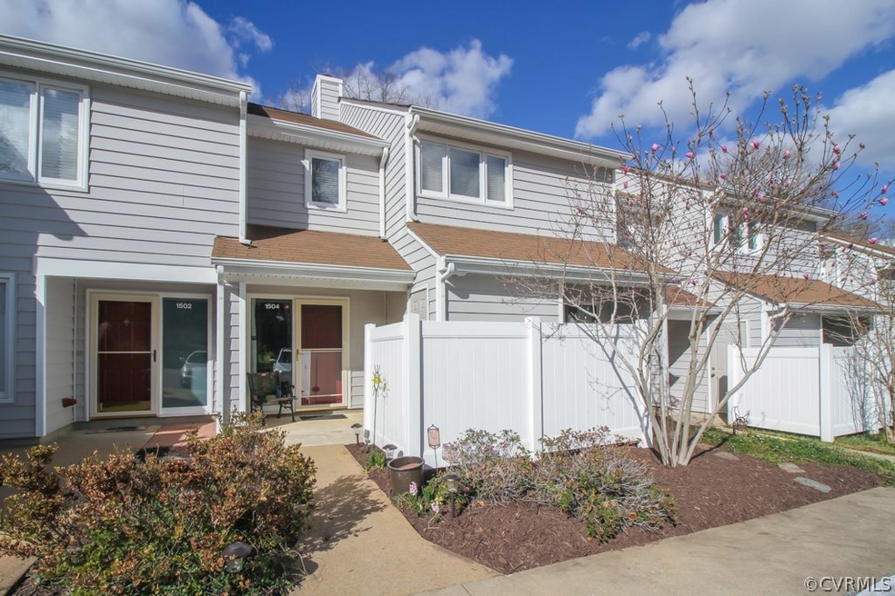 Welcome to 1504 Sycamore Square Drive in Sycamore