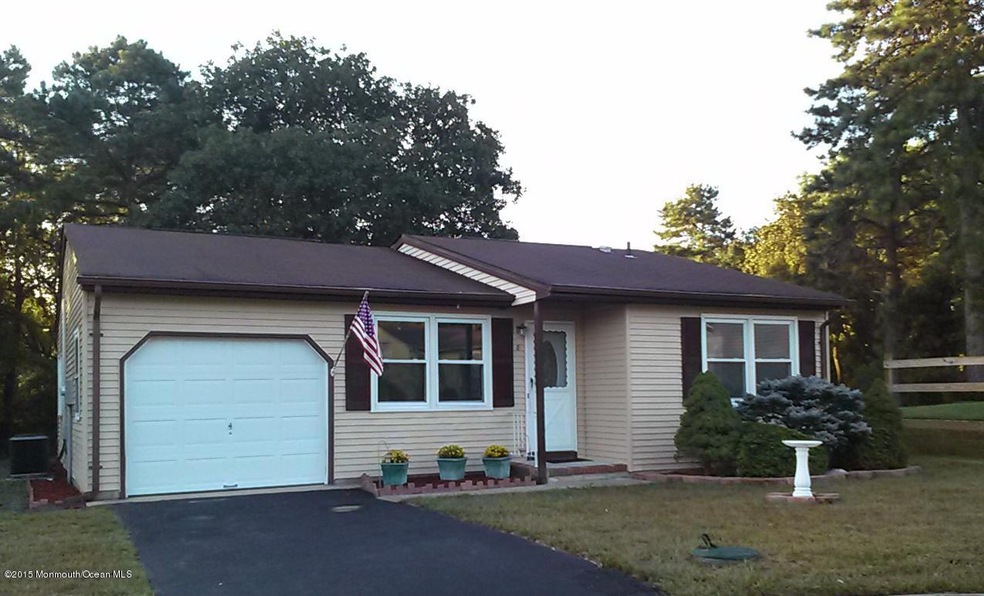 8 Natick Ln