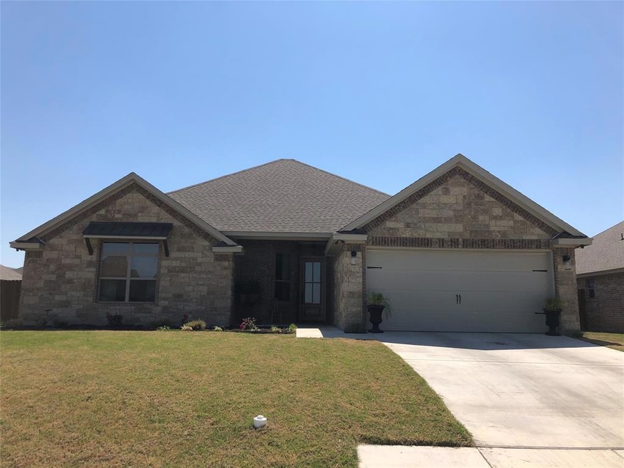 307 Mckittrick Ln, Godley, TX 76044 - photo 1