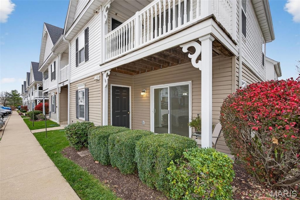 159 Brandy Mill Cir unit 28D, High Ridge, MO 63049 - photo 1