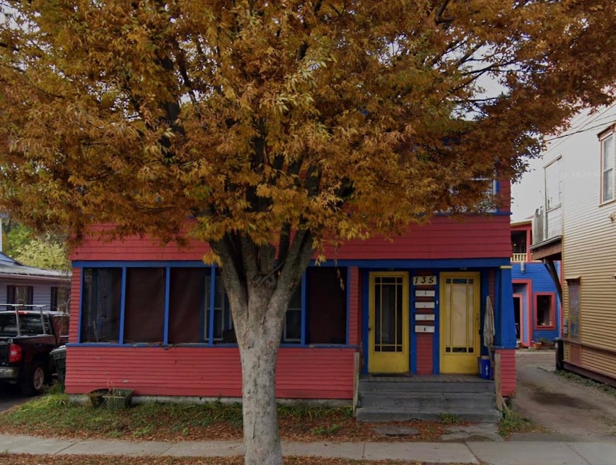 Sold $700,000 • Co-Listing Agent