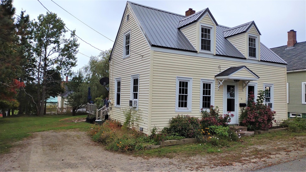 Exterior 3