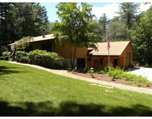 69 Gale Rd, Charlton, MA 01507 - photo 1