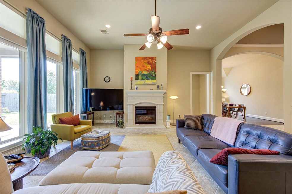 27718 Lakeway Trail Ln, Fulshear, TX 77441 - photo 1