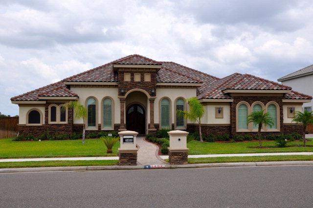 3402 S Monroe Ave, Edinburg, TX 78539 - photo 1