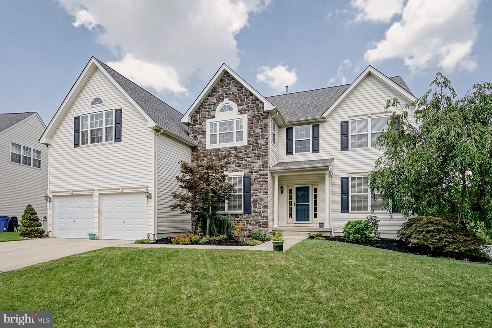 120 Delaware Crossing, Swedesboro, NJ 08085 - photo 1