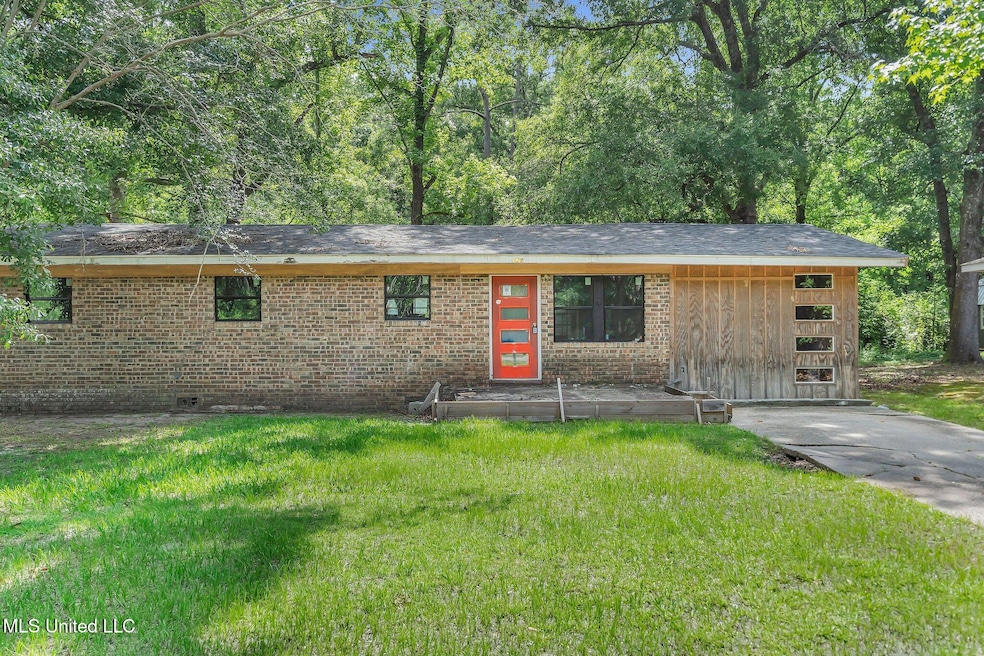 1-web-or-mls-839 Herrin Dr 1