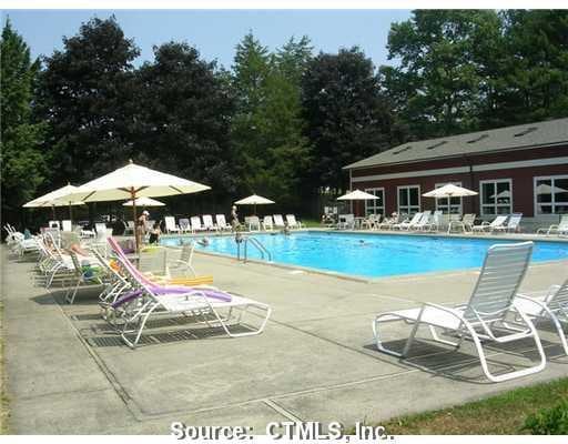 527 Heritage Village unit 527-D, Southbury, CT 06488 - photo 1