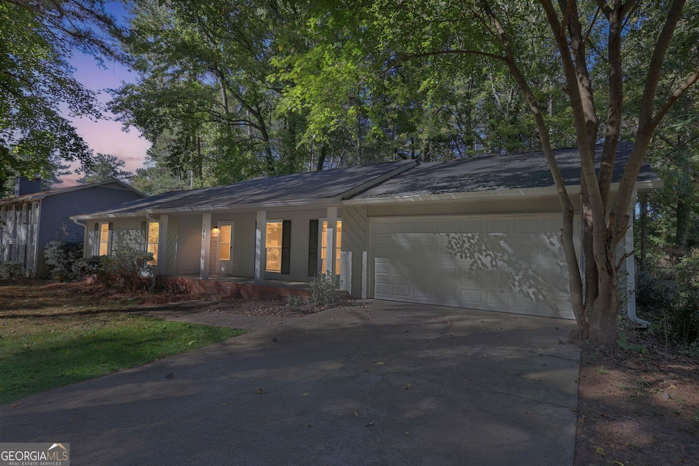 1481 Corn Crib Ct, Stone Mountain, GA 30088 - photo 1