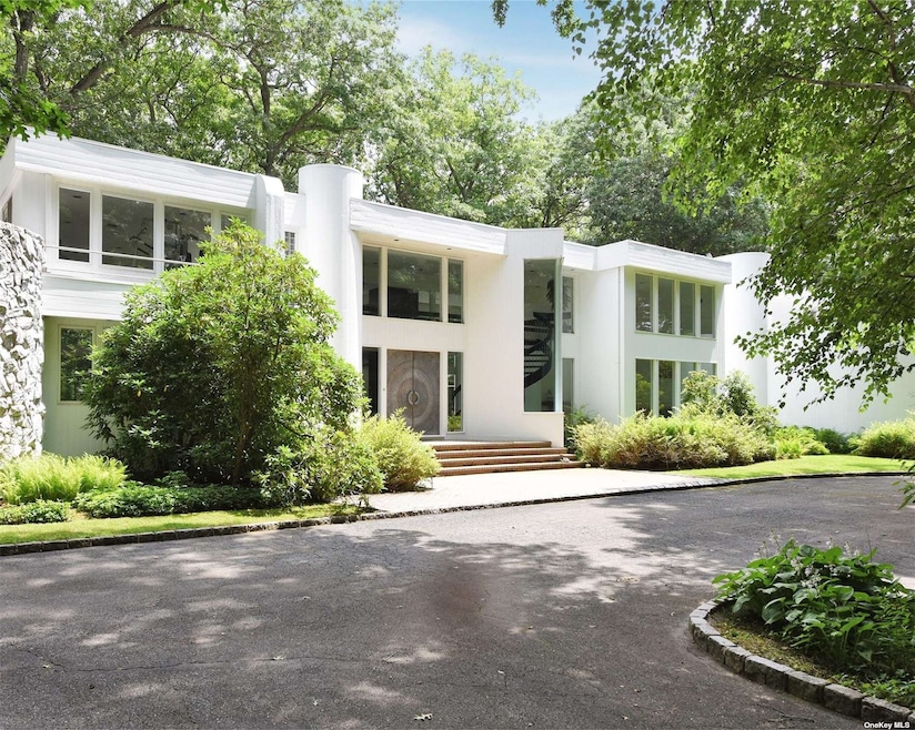 Sold $2,500,000 • Co-Listing Agent