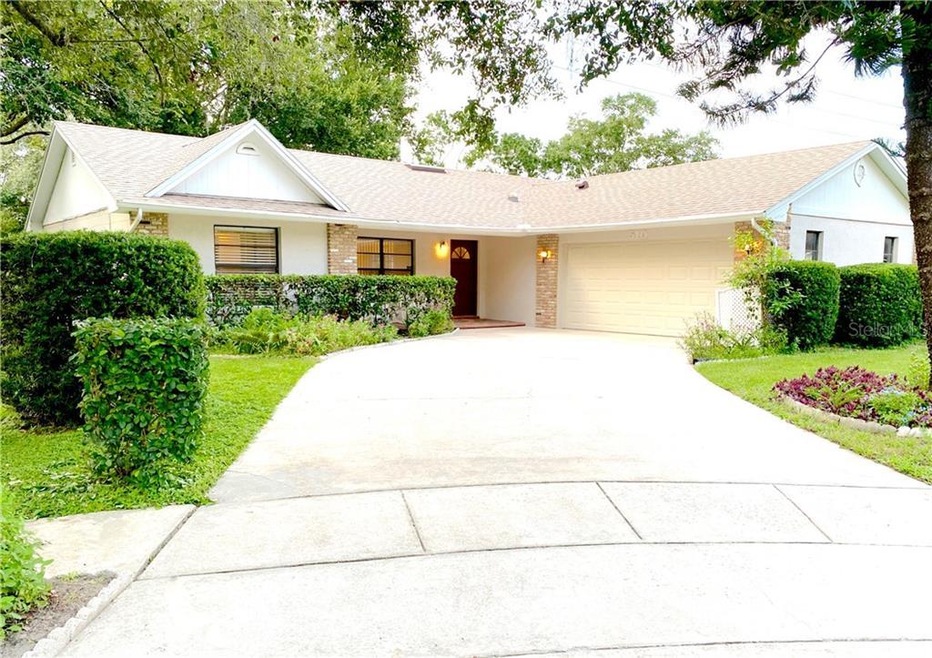 Charming 1-story home w- curb appeal on cul-de-sac