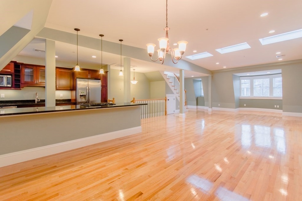 32 Upton St, Boston, MA 02118 - photo 1