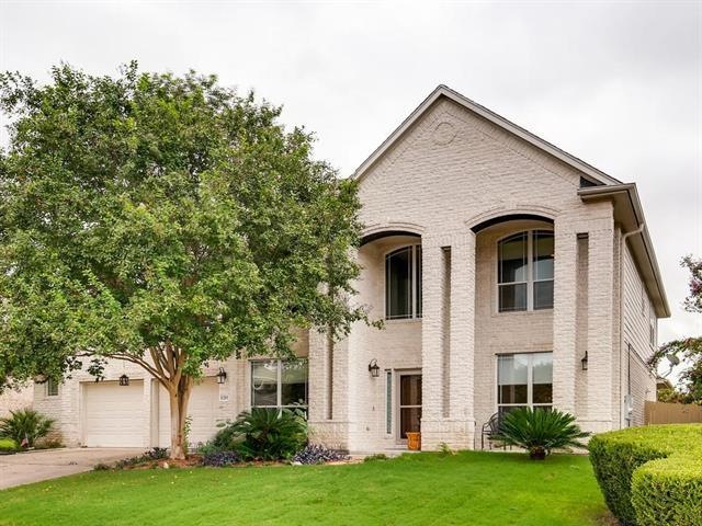 This beautiful, meticulously kept home is as grand