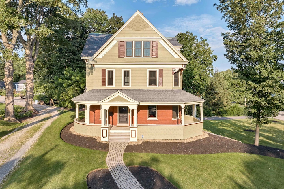 85 Concord St, Nashua, NH 03064 - photo 1