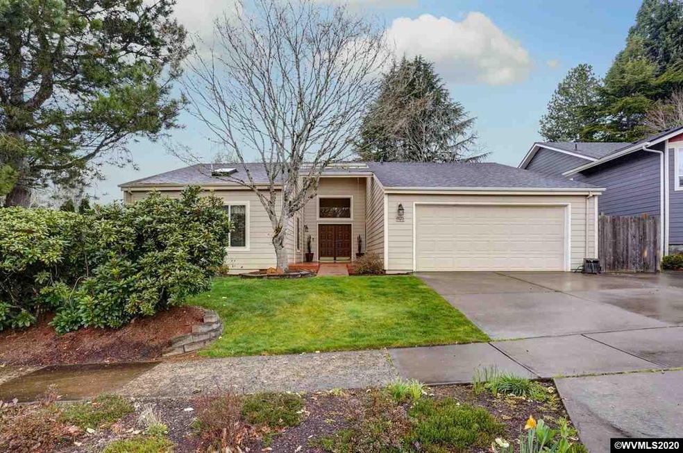 825 Fran St SE, Salem, OR 97306 - photo 1