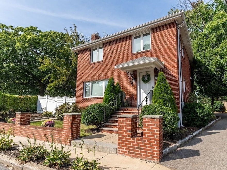 2 Jamaicaway Ct, Jamaica Plain, MA 02130 - photo 1