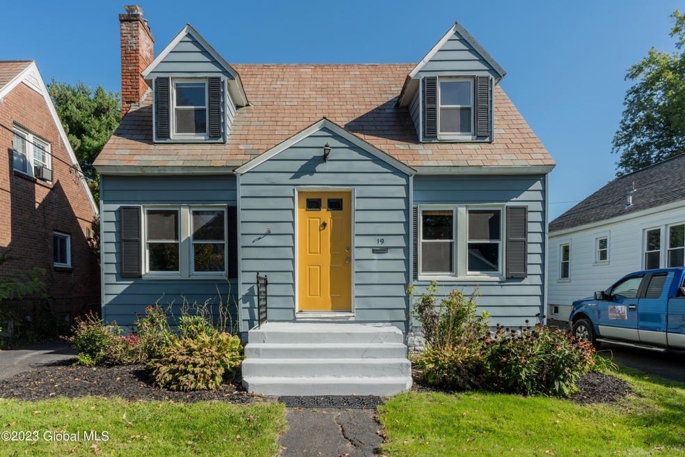 19 Fordham Ct, Albany, NY 12209 - photo 1