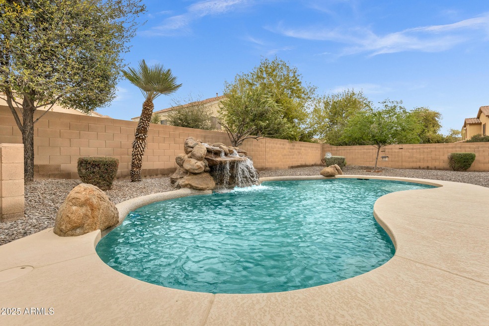 2280 E Aloe Place