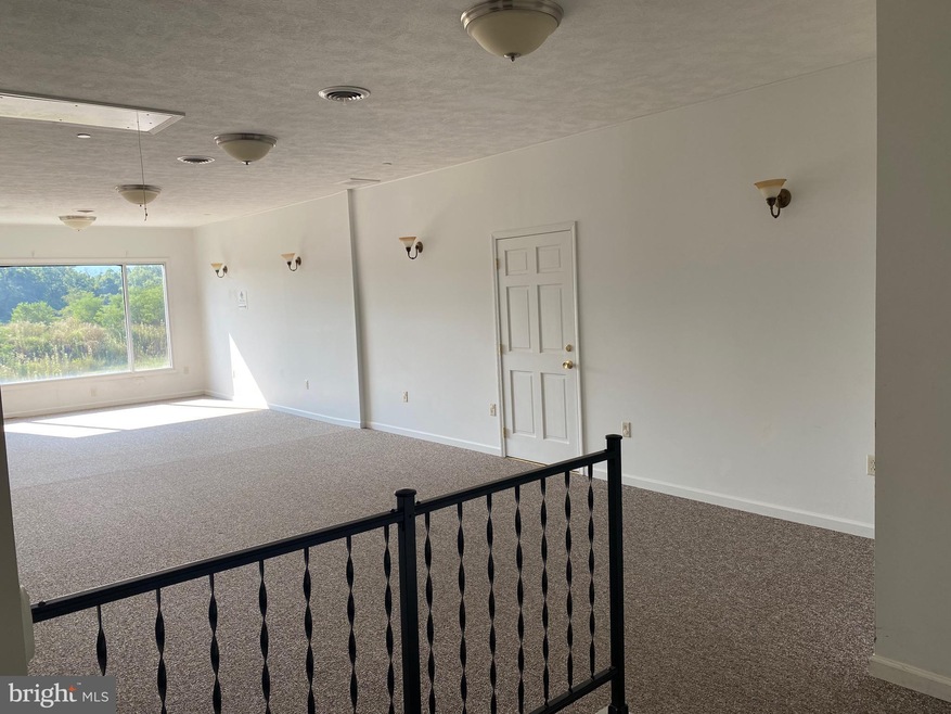 712 N Main St unit 208, Moorefield, WV 26836 - photo 1