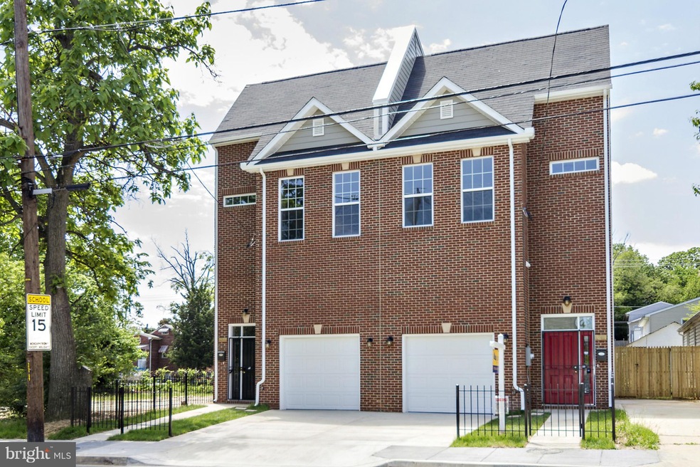 5201 C St SE, Washington, DC 20019 - photo 1