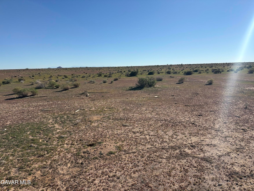 0 Washburn Blvd unit 25008316, California City, CA 93505 - photo 1