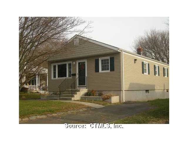 221 Merwin Ave, Milford, CT 06460 - photo 1