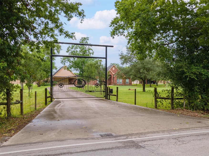 14330 County Road 185, Alvin, TX 77511 - photo 1