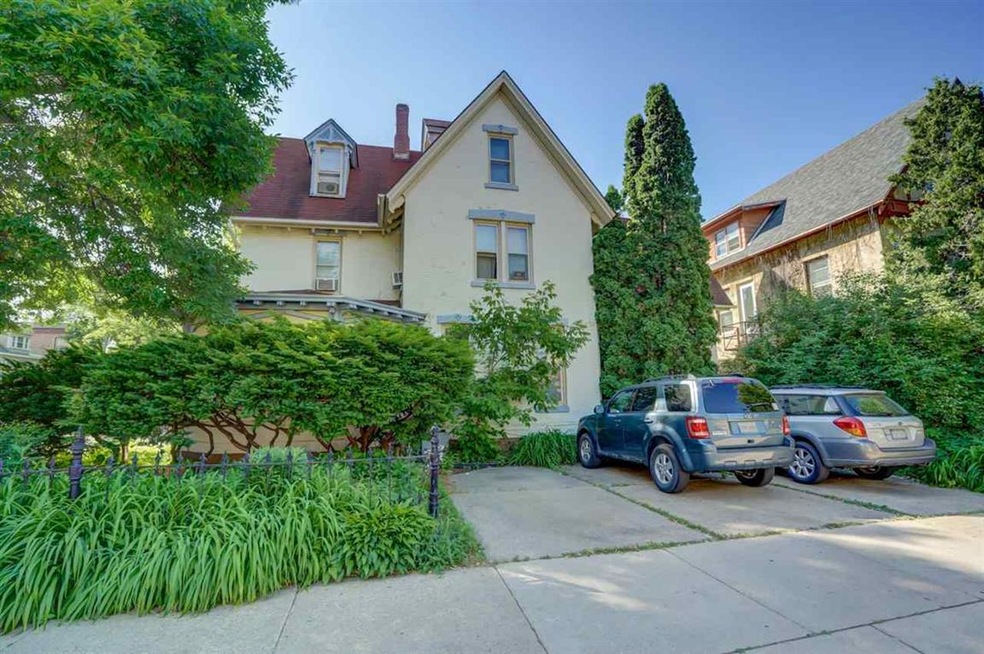 422 N Henry St unit A, Madison, WI 53703 - photo 1