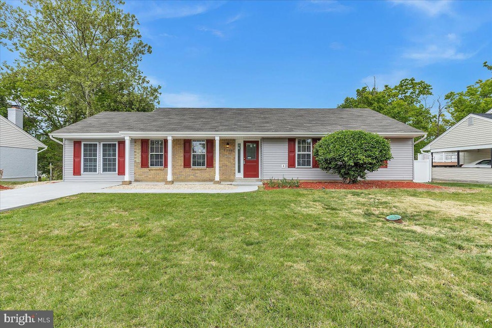 10201 Thrift Rd, Clinton, MD 20735 - photo 1