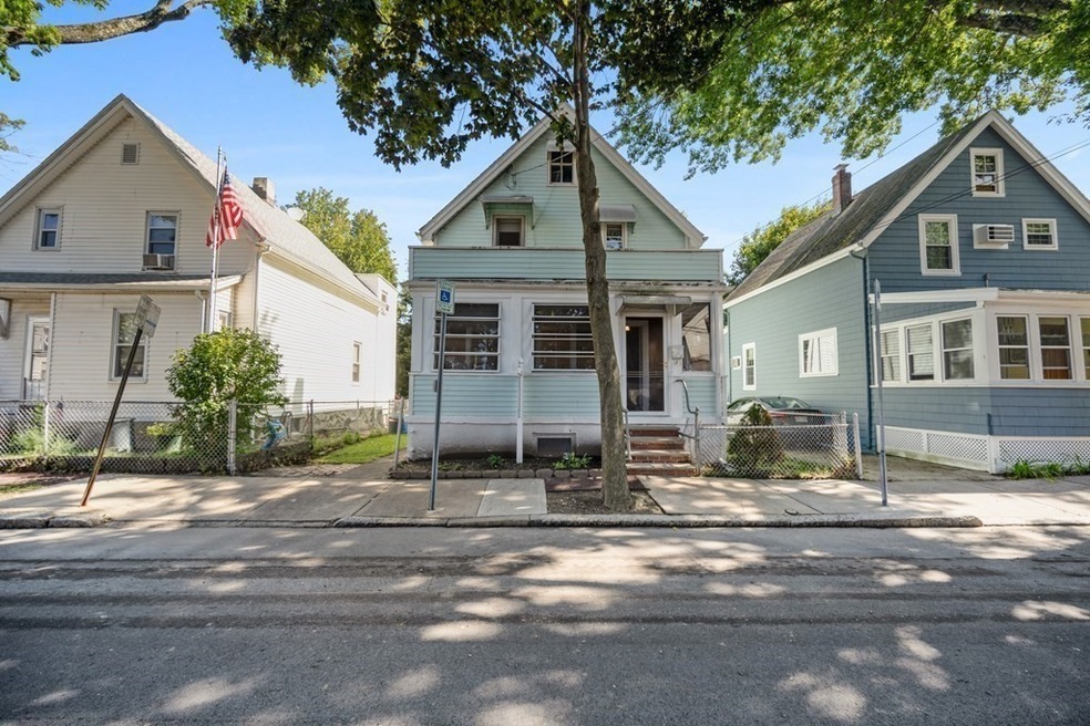 9 Harrington Rd, Cambridge, MA 02140 - photo 1