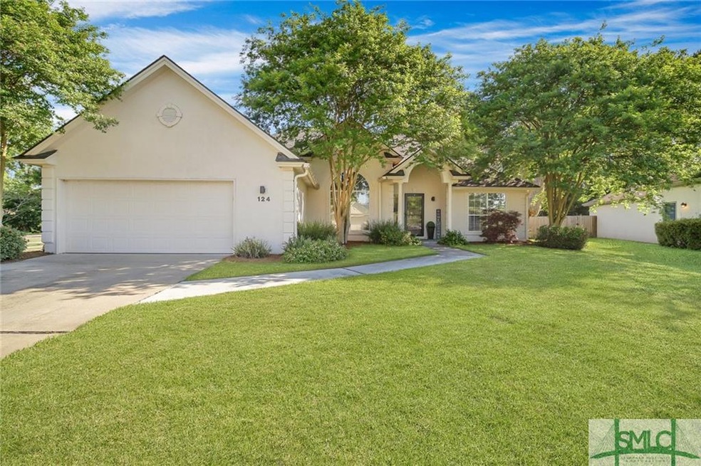 Welcome Home to 124 Summer Winds Dr.!