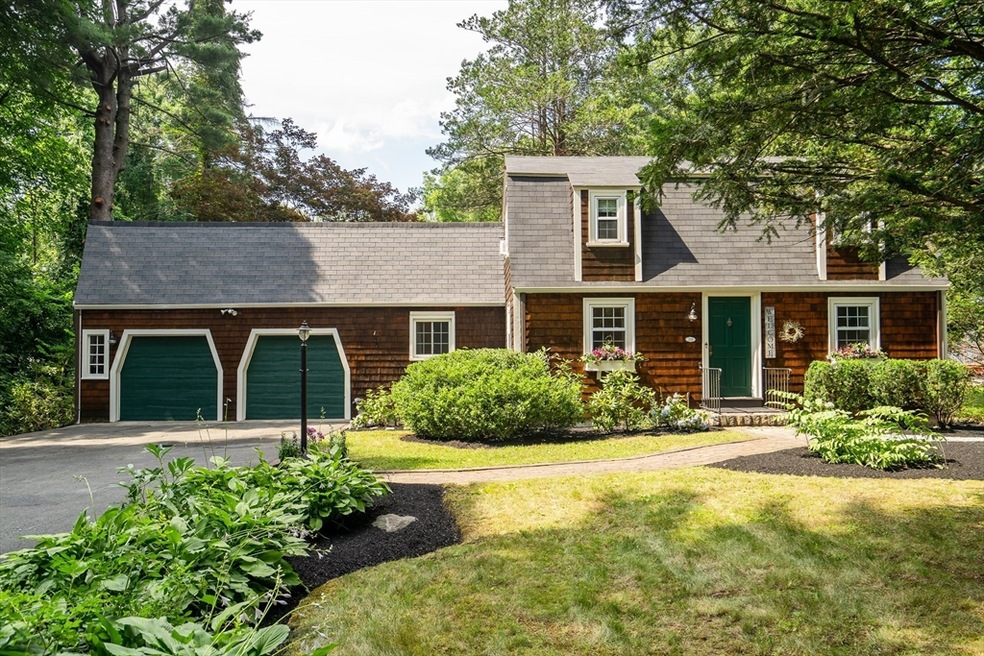 Sold $1,110,000 • Co-Listing Agent