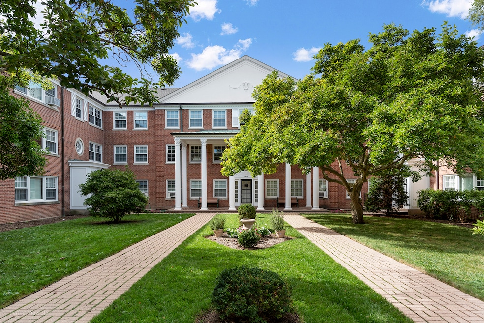 Pending $268,000 • Co-Listing Agent