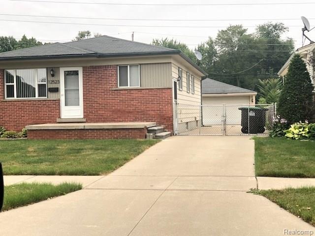 12523 Huron St, Taylor, MI 48180 - photo 1