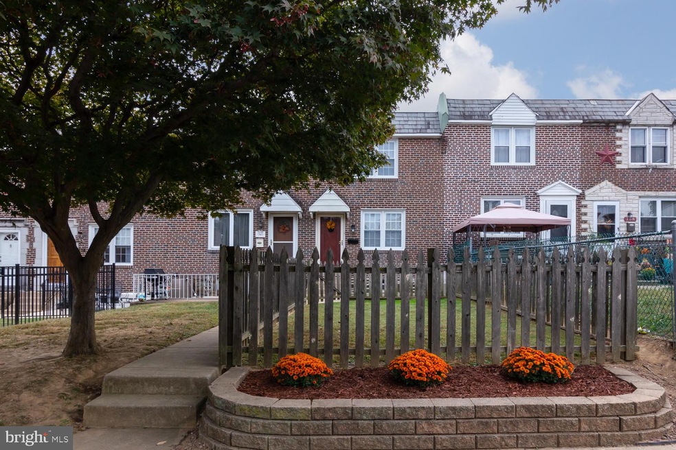 264 Crestwood Dr, Clifton Heights, PA 19018 - photo 1