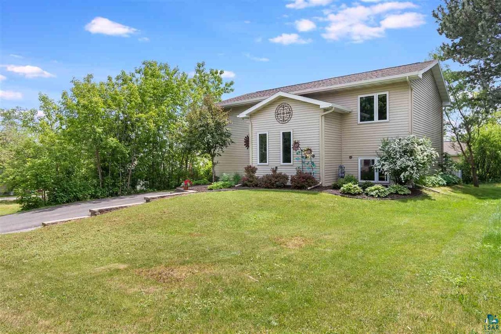 5024 Tioga St, Duluth, MN 55804 - photo 1